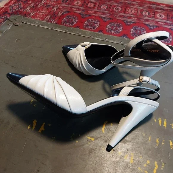 Saint Laurent Paris Two-Tone Pleated Leather Pointed Toe Pumps 37.5 White Black - Picture 5 of 8